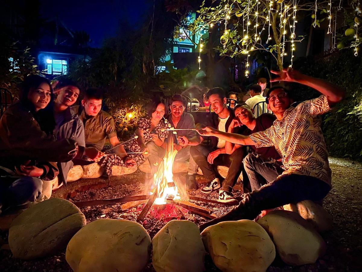 Cloud 9 Garden Hotel Kathmandu Bagian luar foto