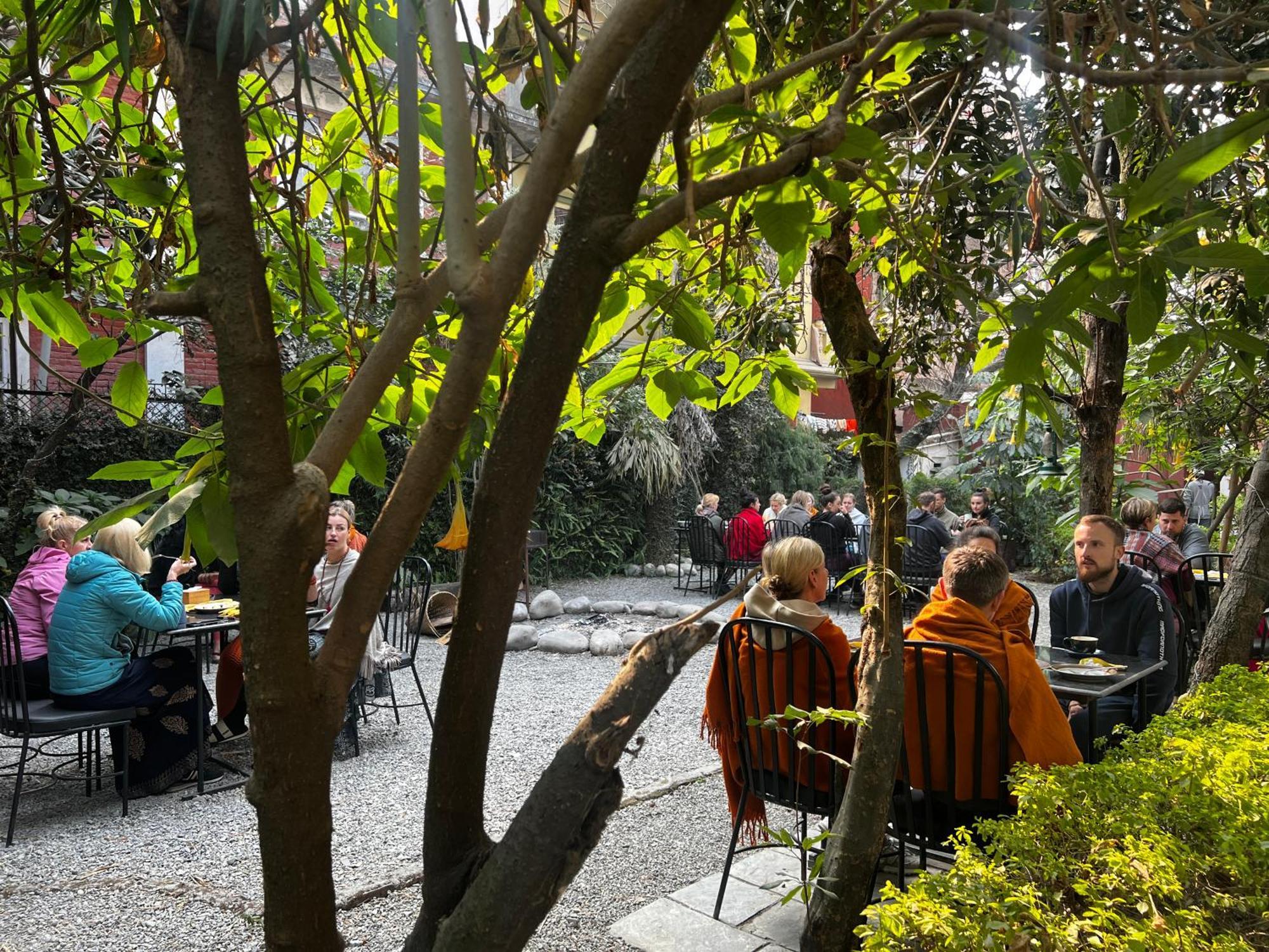 Cloud 9 Garden Hotel Kathmandu Bagian luar foto